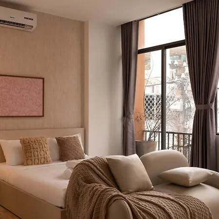 Hihivillage Serviced Apartment Elevator By Ssens Homes